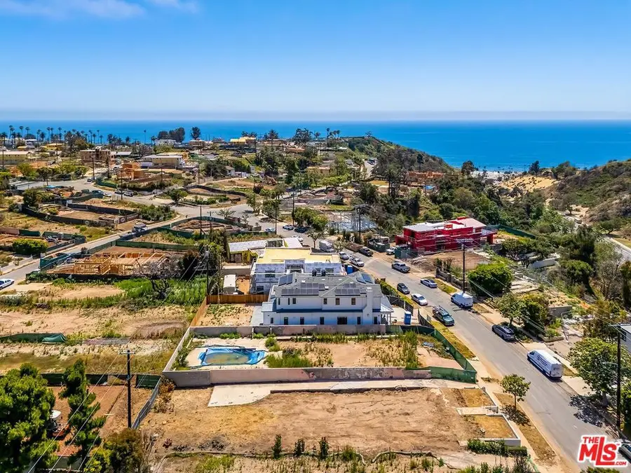 644 Radcliffe Avenue, Pacific Palisades, CA 90272 - #3