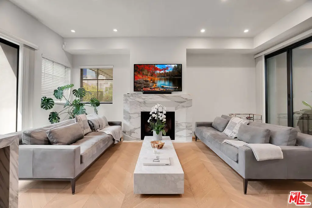 652 Huntley Drive #102, West Hollywood, CA 90069 - #1