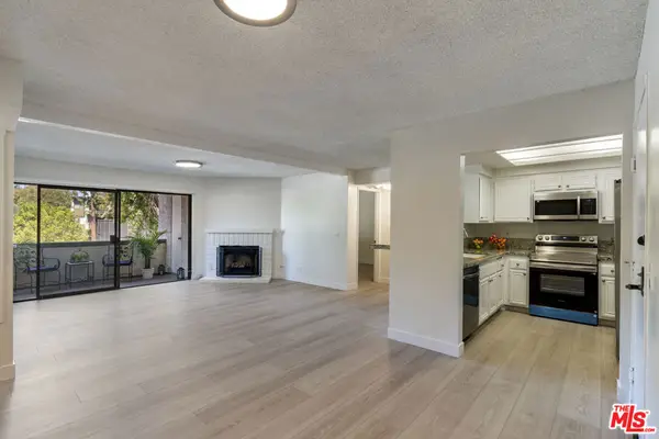 21500 Califa Street #100, Woodland Hills, CA 91367
