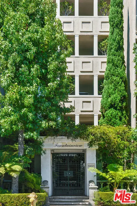 8455 Fountain Avenue #302, West Hollywood, CA 90069
