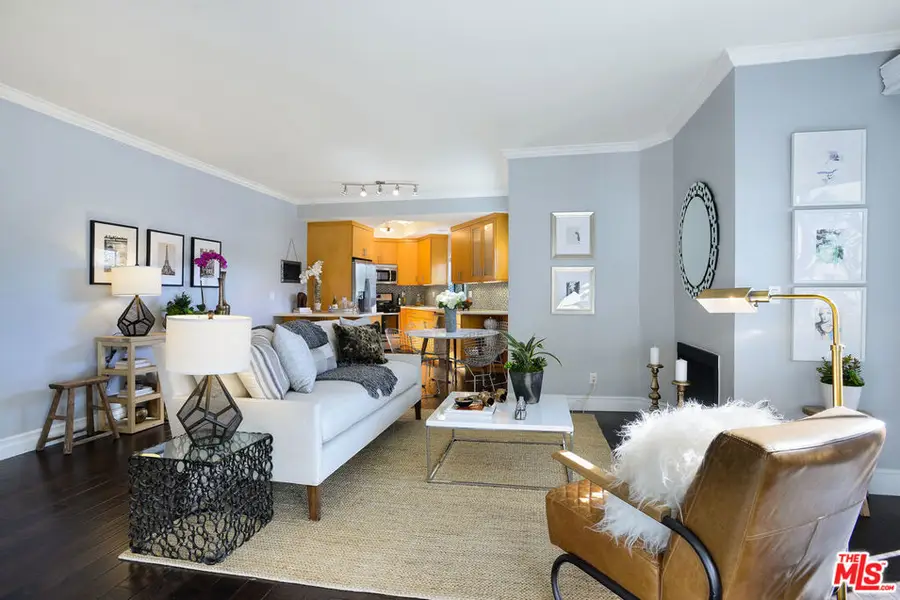 832 Palm Avenue #105, West Hollywood, CA 90069 - #3
