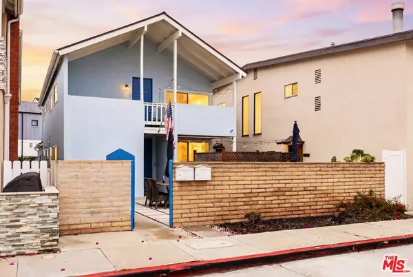 211 Cypress Street, Newport Beach, CA 92661