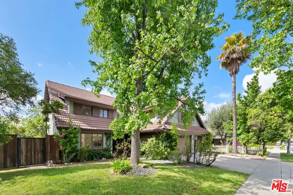 26926 De Berry Drive, Agoura Hills, CA 91301