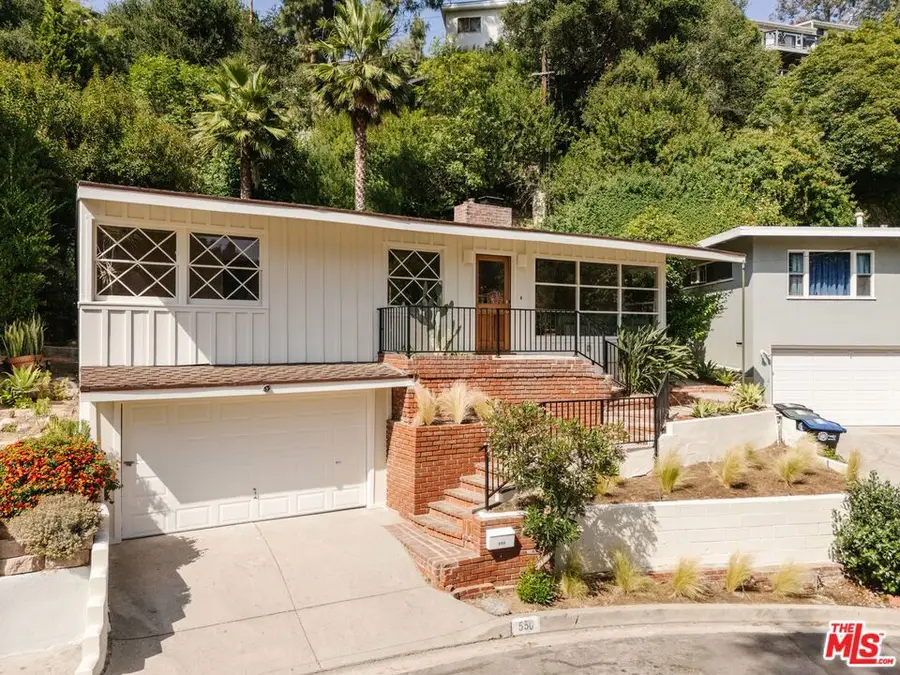 550 Arch Place, Glendale, CA 91206 - #2