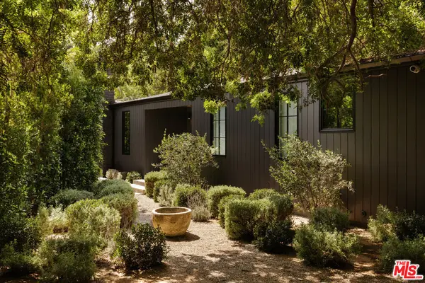 3378 Canton Lane, Studio City, CA 91604