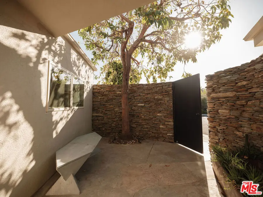 2400 Crest View Drive, Los Angeles, CA 90046 - #3