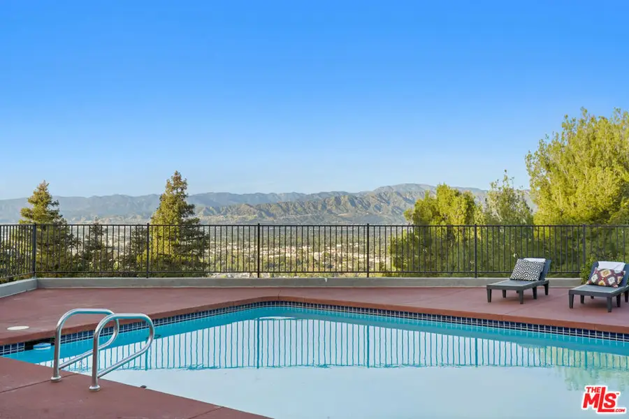11107 Mountcastle Drive, Studio City, CA 91604 - #3