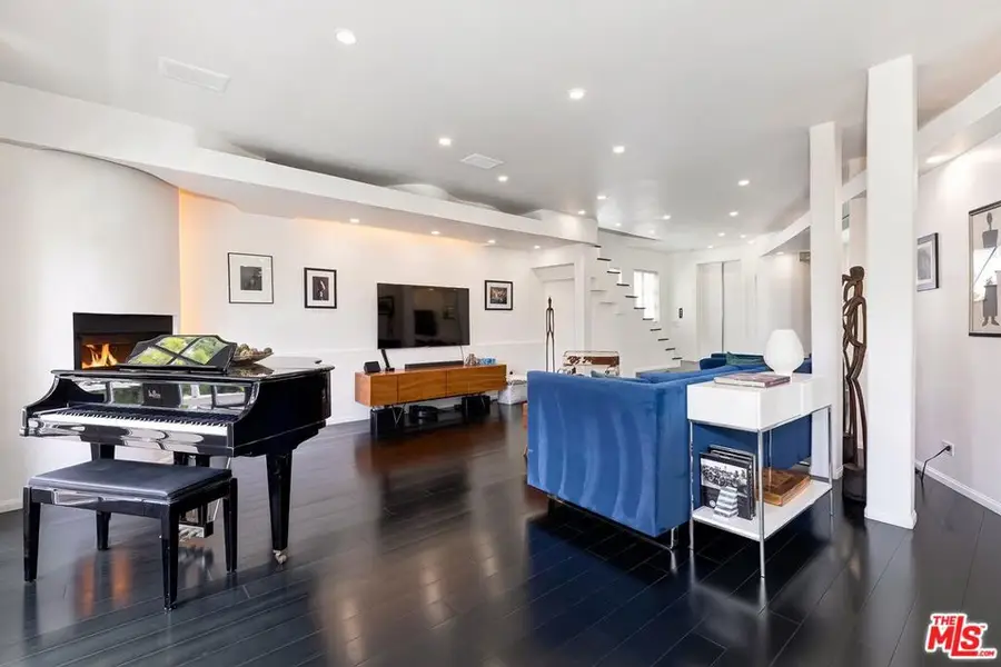 9921 Durant Drive #2, Beverly Hills, CA 90212 - #3