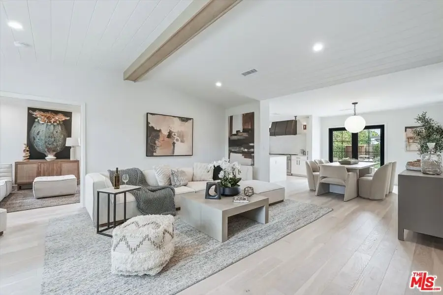 3647 Barry Avenue, Los Angeles, CA 90066 - #3