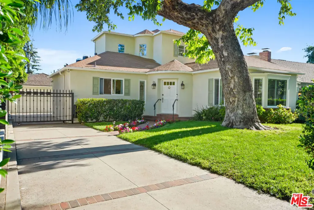 11552 Hesby Street, Valley Village, CA 91601 - #1