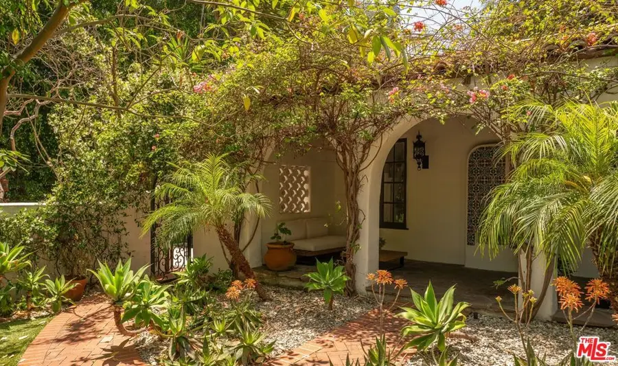 1135 Sunset Vale Avenue, West Hollywood, CA 90069 - #3
