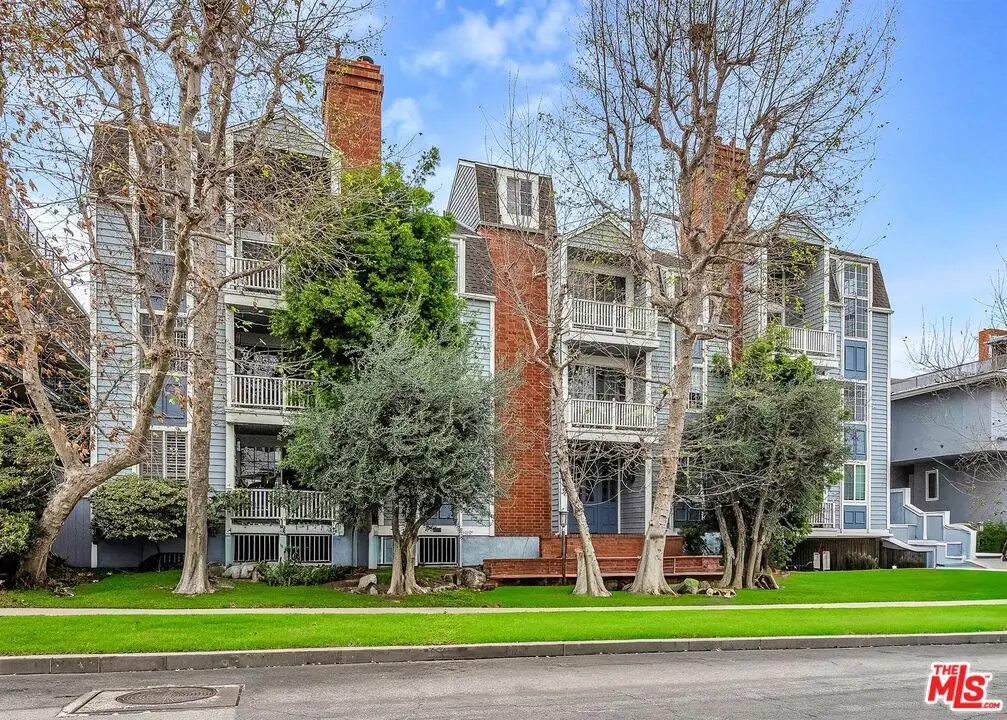 11667 Gorham Avenue #203, Los Angeles, CA 90049 - #1