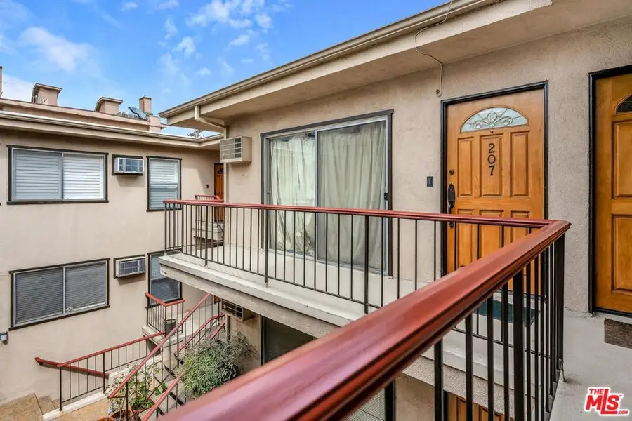 1730 Camden Avenue #207, Los Angeles, CA 90025 - #3