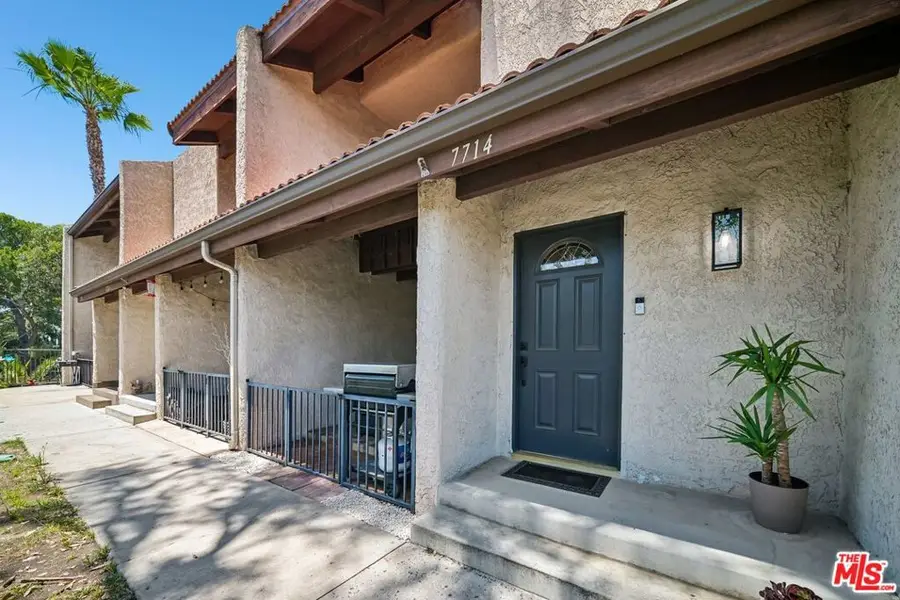 7714 Via Sorrento #22, Burbank, CA 91504 - #2