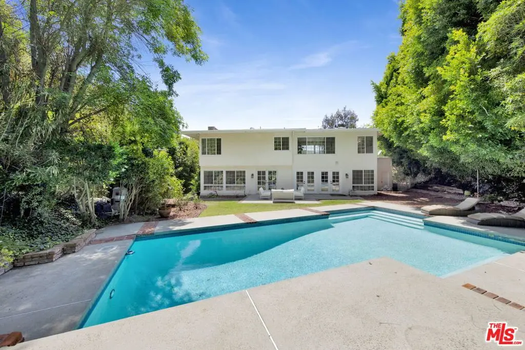 2460 Pesquera Drive, Los Angeles, CA 90049 - #1