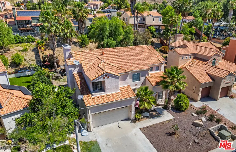 17929 Hatridge Lane, Canyon Country, CA 91387 - #2