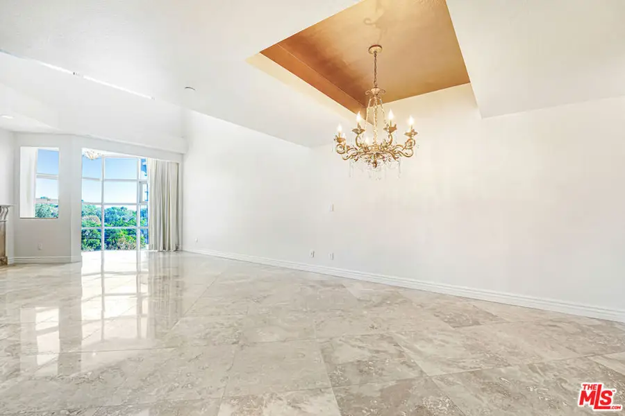 171 N Church Lane #PH10, Los Angeles, CA 90049 - #3