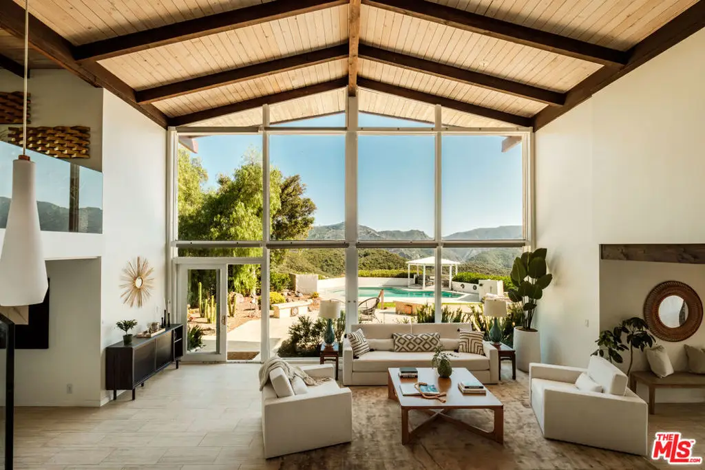 26094 Mulholland Highway, Calabasas, CA 91302 - #1