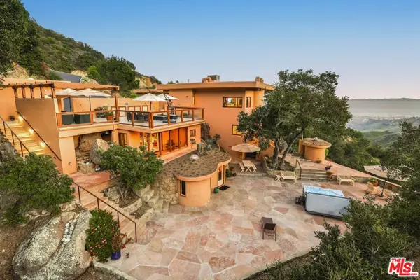 280 W Mountain Drive, Santa Barbara, CA 93103