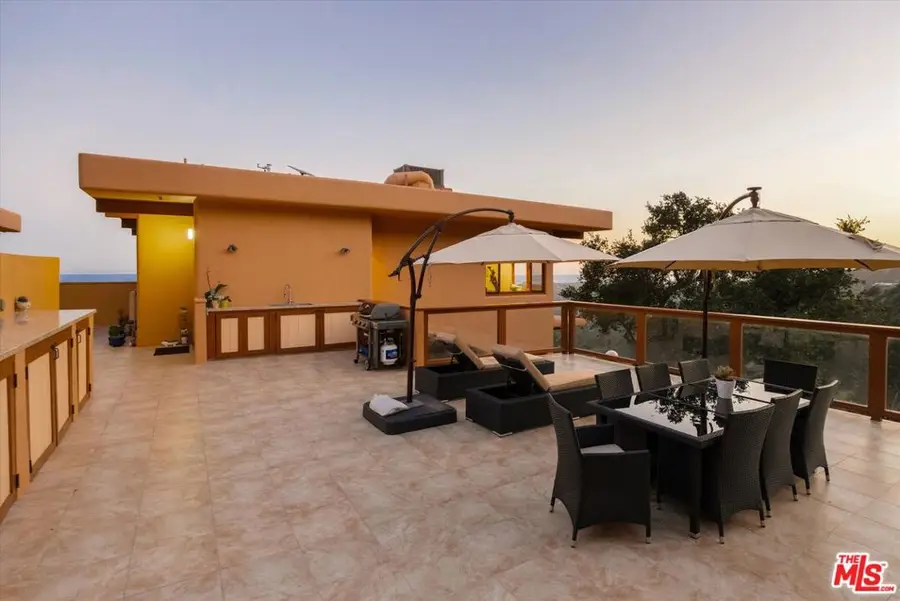 280 W Mountain Drive, Santa Barbara, CA 93103 - #3