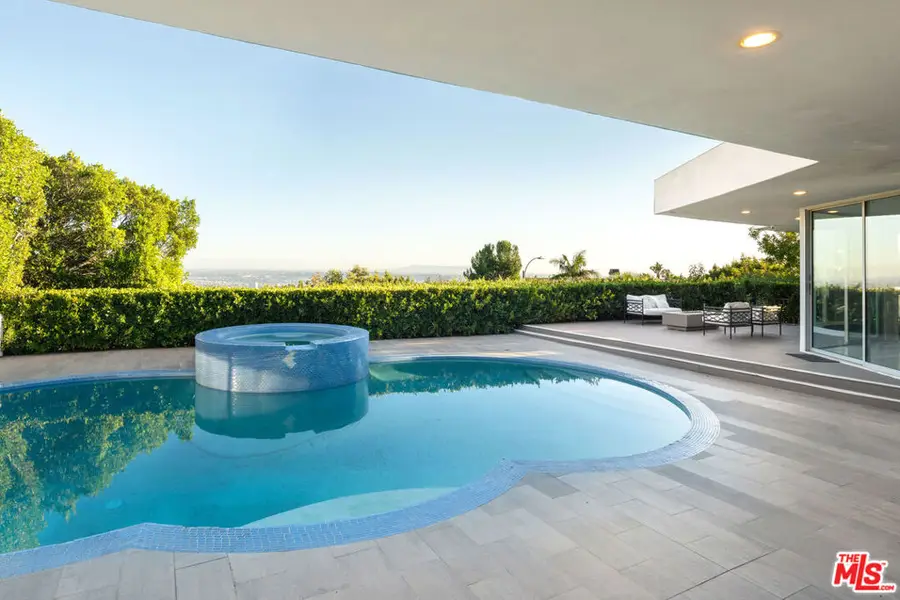 1506 Blue Jay Way, Los Angeles, CA 90069 - #3
