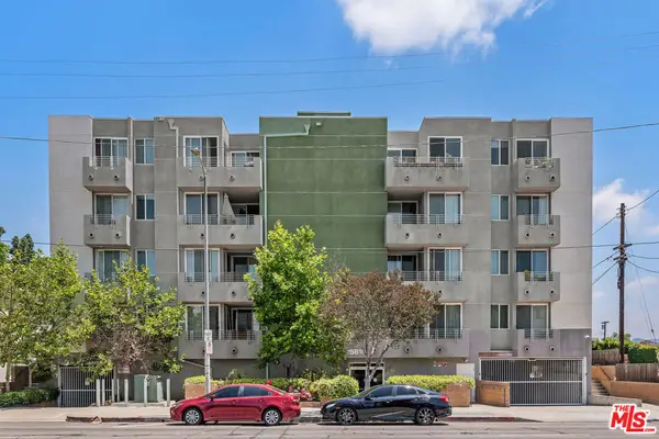 5818 Whitsett Avenue #402, Valley Village, CA 91607