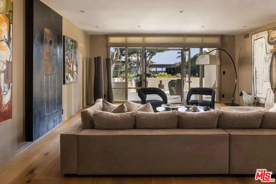 1300 Plaza Pacifica, Santa Barbara, CA 93108 - #3