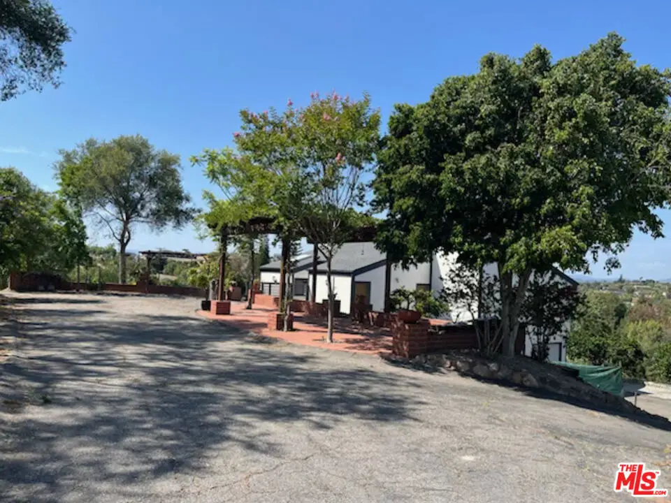 335 Morro Hills Road, Fallbrook, CA 92028 - #1