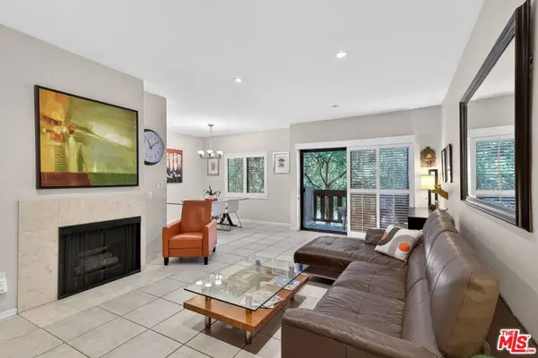 832 Palm Avenue #102, West Hollywood, CA 90069