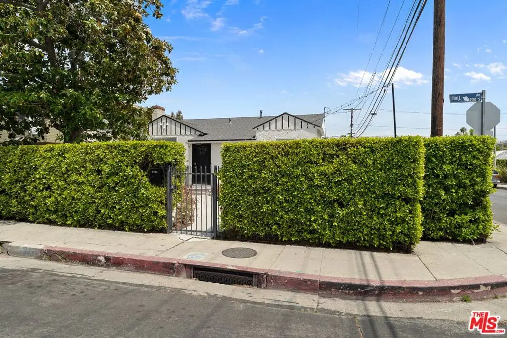 1978 S Holt Avenue, Los Angeles, CA 90034 - #1