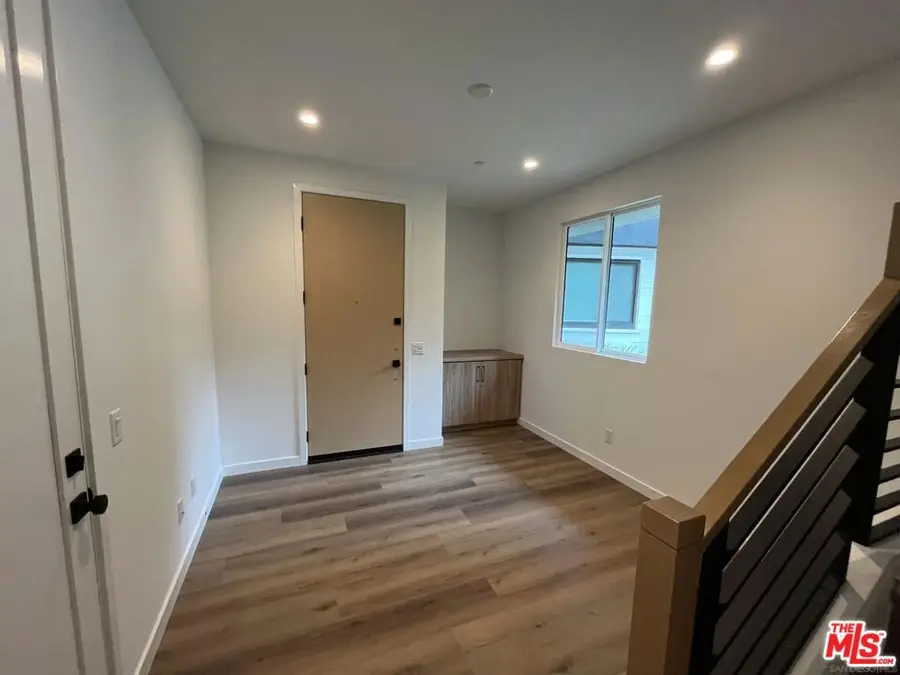 3832 N Emery Way, Los Angeles, CA 90065 - #2