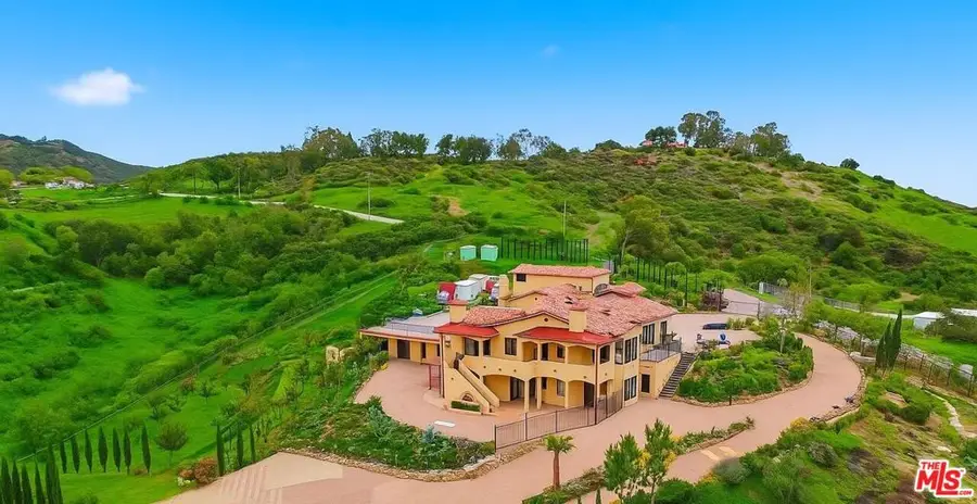 10825 Pacific View Drive, Malibu, CA 90265 - #2