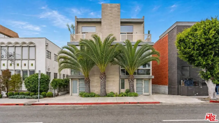 631 N Larchmont Boulevard #2, Los Angeles, CA 90004 - #2