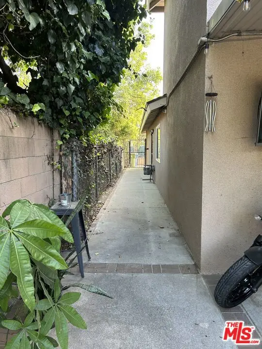 10844 Wolcott Place, San Fernando, CA 91345 - #3