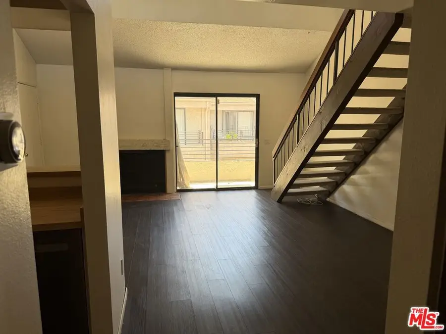 8221 Langdon Avenue #204, Van Nuys, CA 91406 - #3