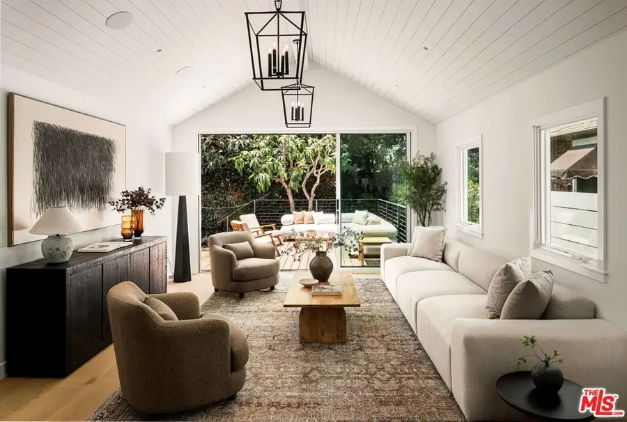 11319 Rose Avenue, Los Angeles, CA 90066 - #2