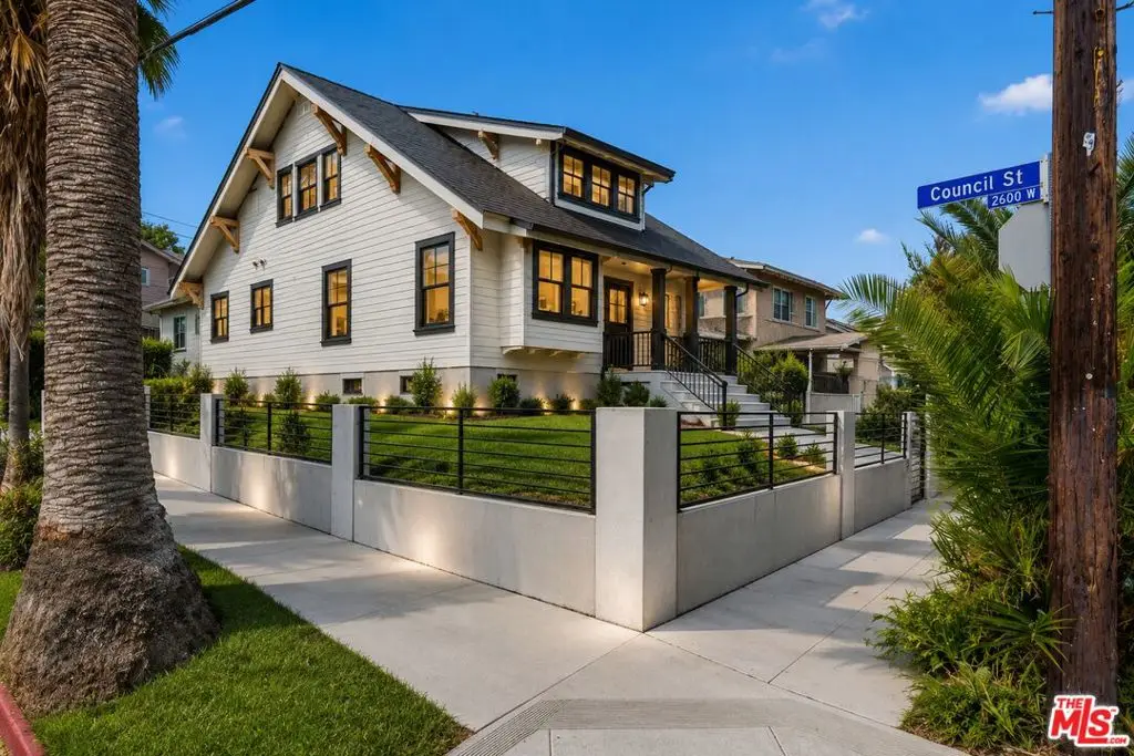 152 N Benton Way, Los Angeles, CA 90026 - #1
