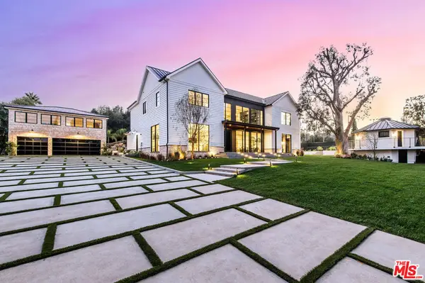 18762 Wells Drive, Tarzana, CA 91356
