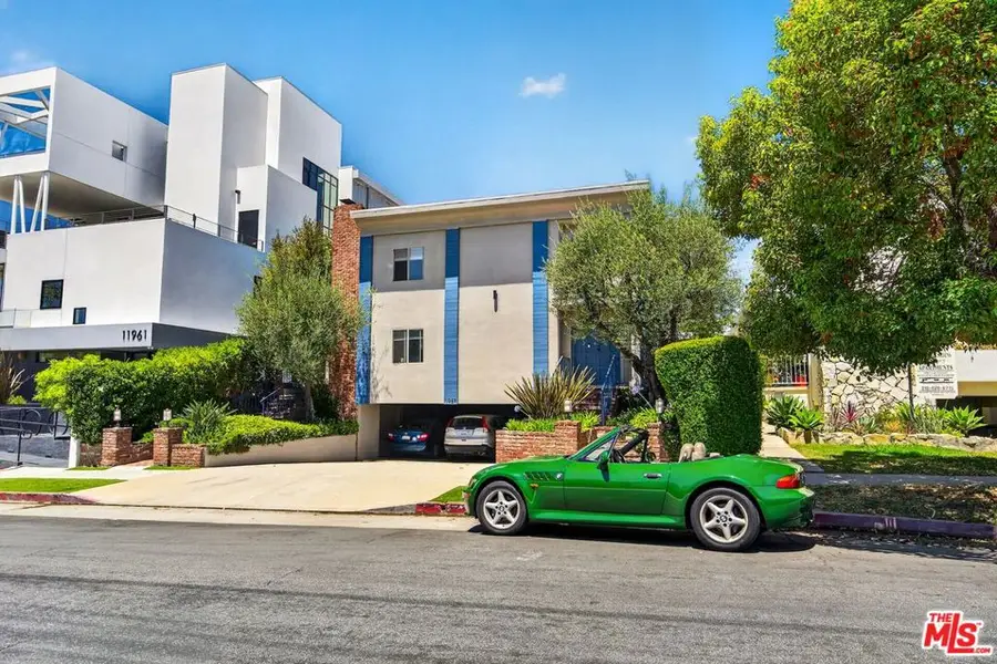 11959 Dorothy Street #4, Los Angeles, CA 90049 - #2