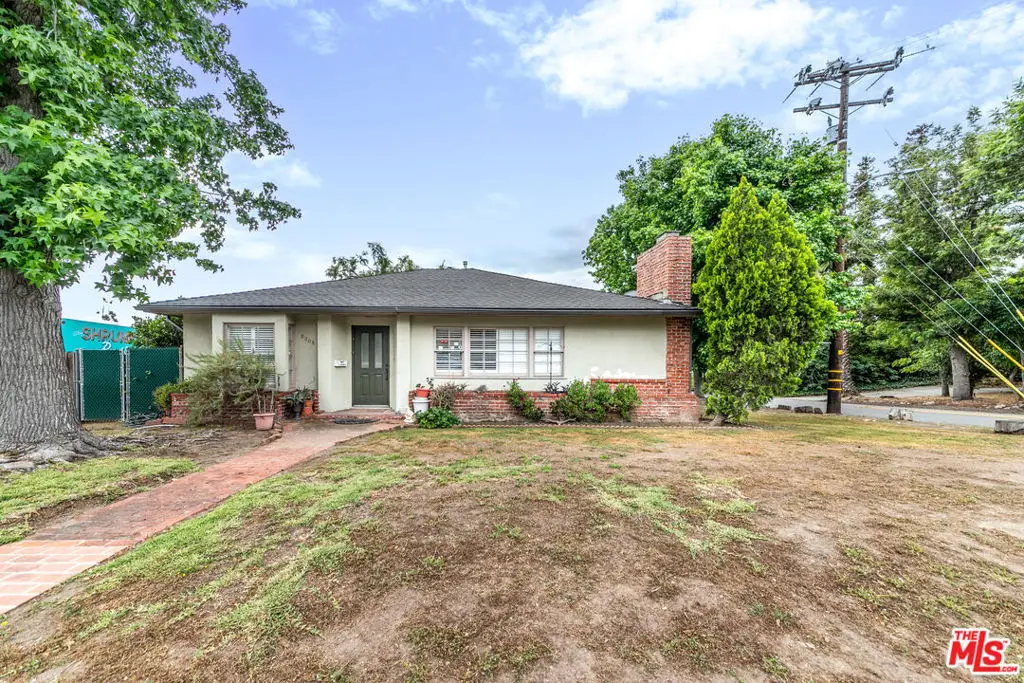 2208 New York Drive, Altadena, CA 91001 - #1