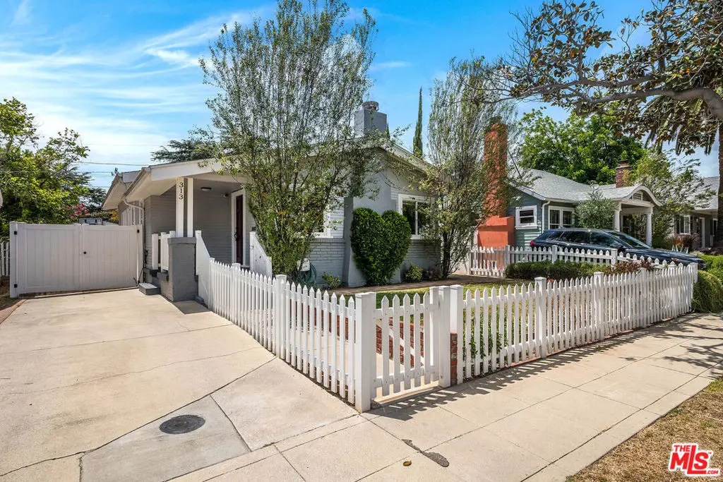 313 N Norton Avenue, Los Angeles, CA 90004 - #1