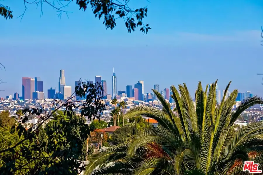 2274 Vasanta Way, Los Angeles, CA 90068 - #3