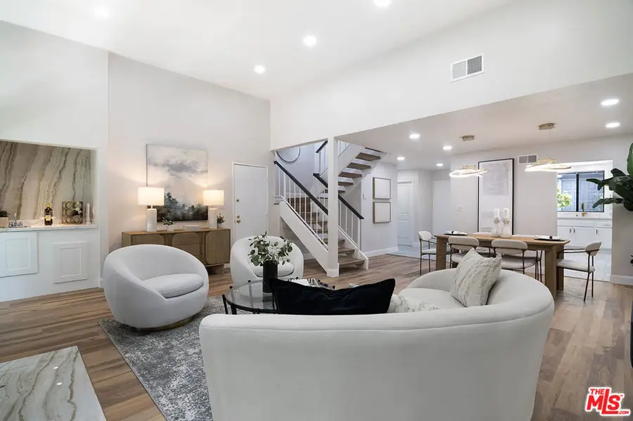 1925 S Beverly Glen Boulevard #30, Los Angeles, CA 90025 - #2