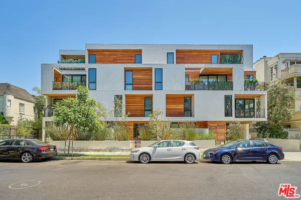 132 N Swall Drive #301, Los Angeles, CA 90048