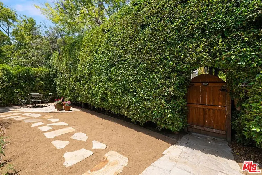 8718 Cadillac Avenue, Los Angeles, CA 90034 - #2