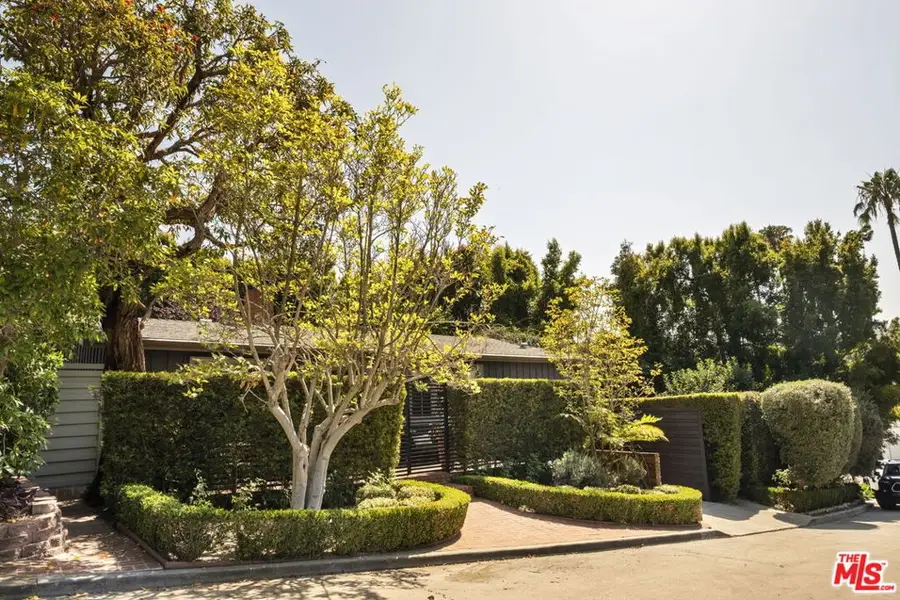 6424 Ivarene Avenue, Los Angeles, CA 90068 - #2