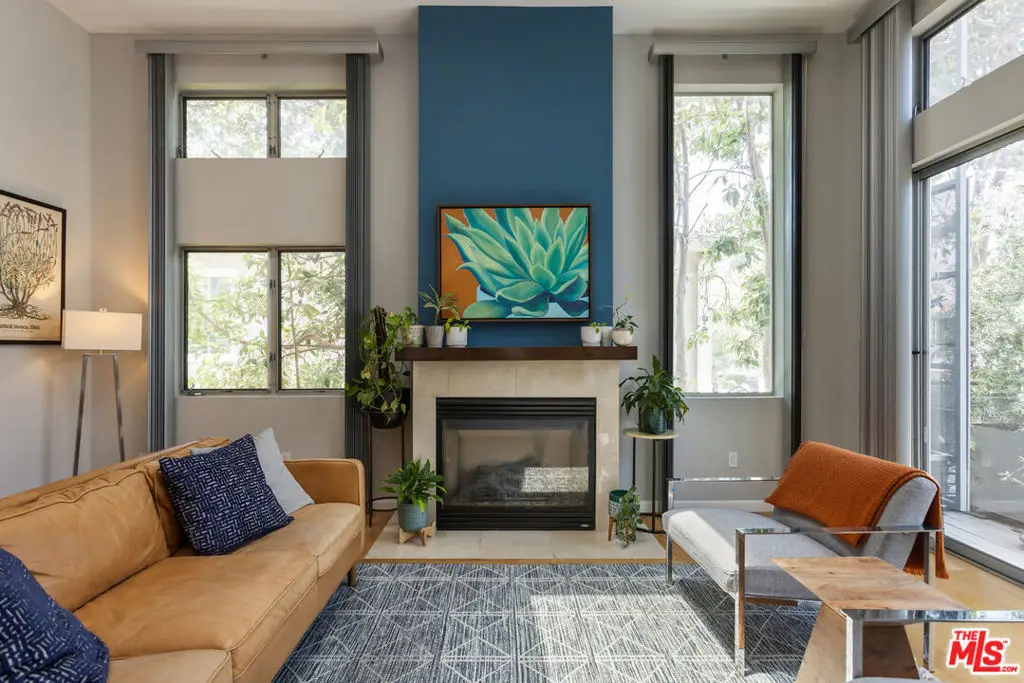 5936 Barton Avenue, Los Angeles, CA 90038 - #1