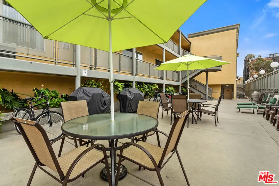 721 W 30th Street, Los Angeles, CA 90007 - #3