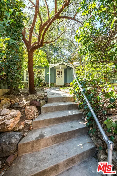 7431 Del Zuro, Los Angeles, CA 90046 - #3