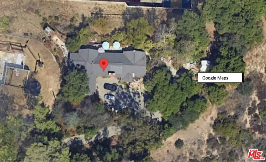 15739 Mulholland Place, Los Angeles, CA 90049 - #2